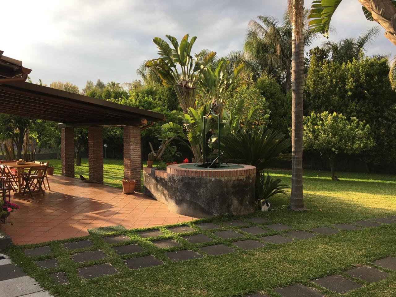 Villa Andrea Fondachello  Eksteriør billede